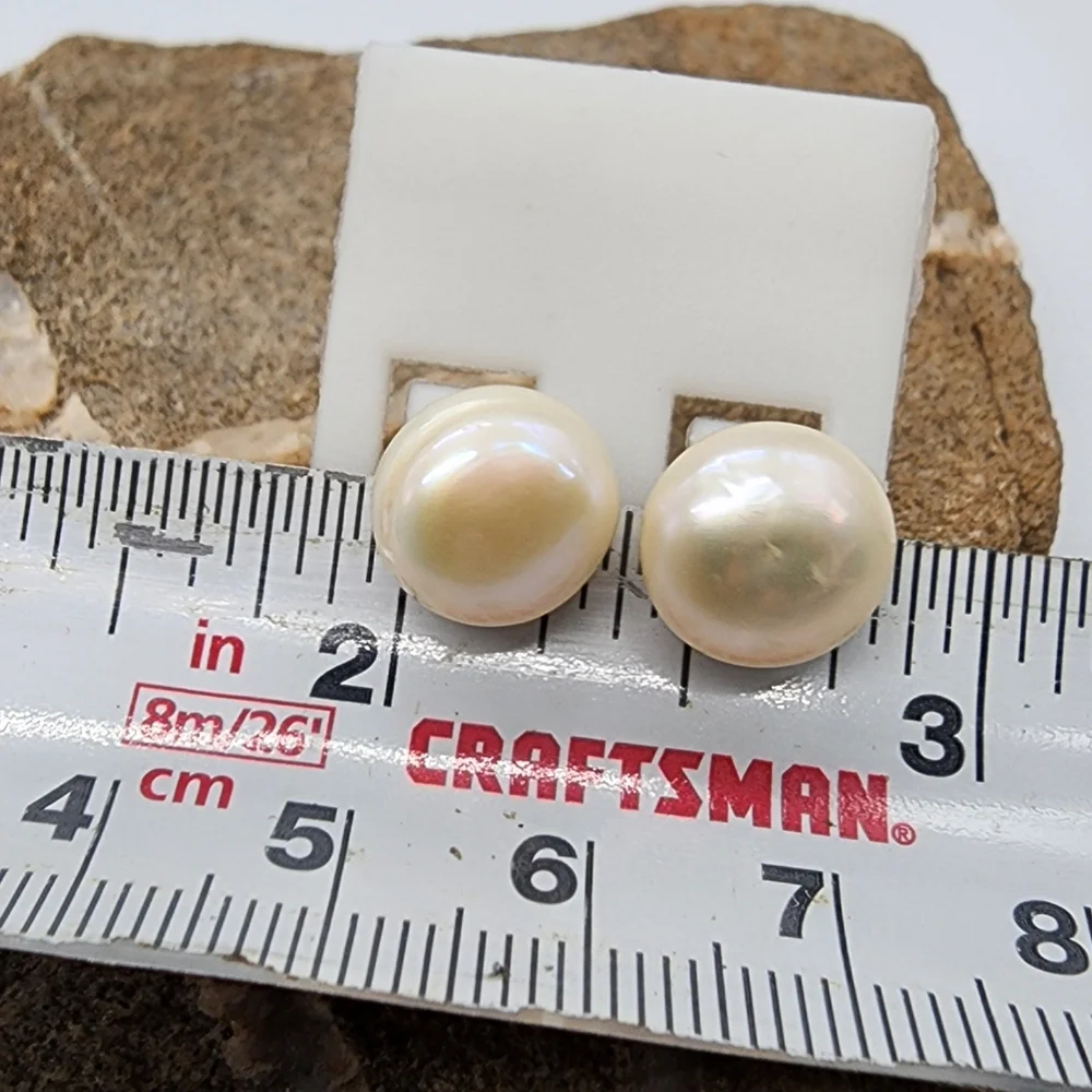 Natural Pearl Studs Round White Freshwater Pearls Studs Simple Minimalist